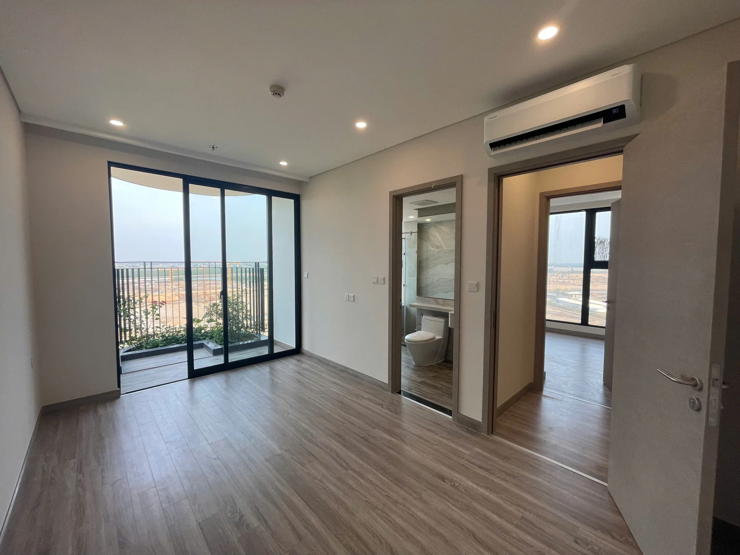 Bán chung cư view biển chung cư Eco Central Park thành phố Vinh chỉ từ 1,7 tỷ - Thumb 4