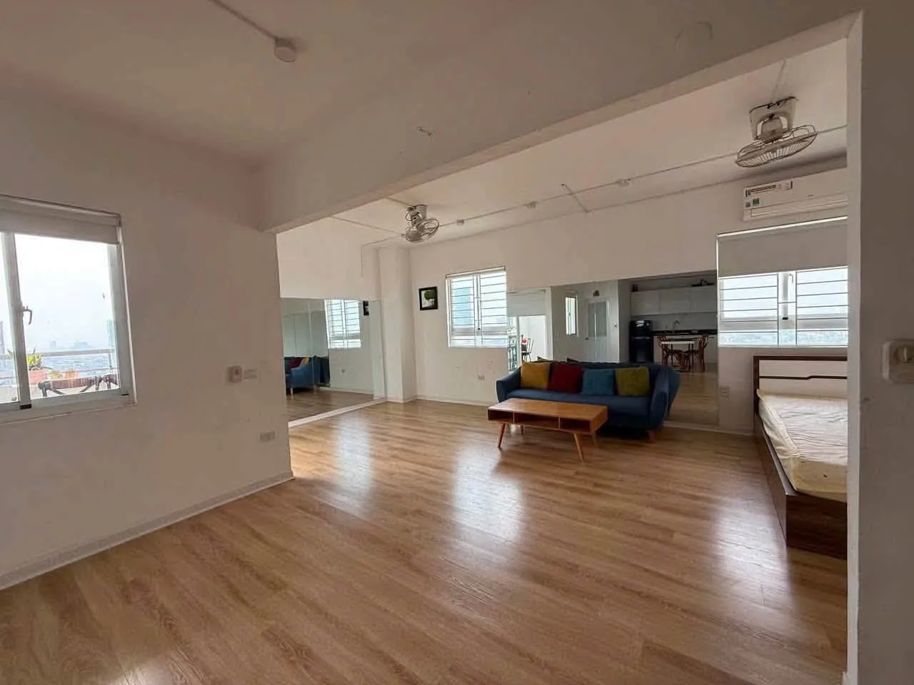 Cho thuê căn hộ chung cư Greenview 1, phường Lê Lợi cũ - Thumb 4