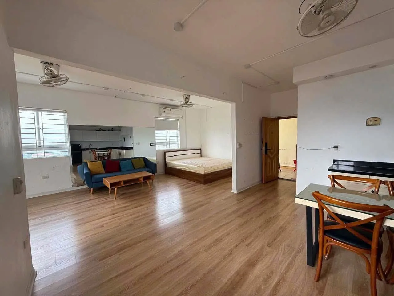 Cho thuê căn hộ chung cư Greenview 1, phường Lê Lợi cũ - Thumb 5