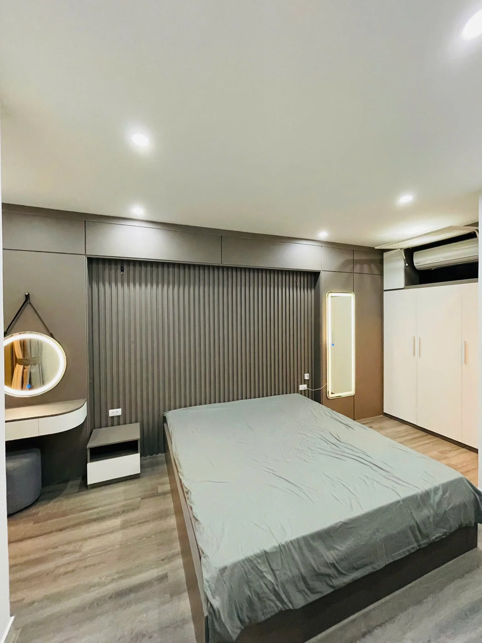 Bán chung cư T&T Victoria - view mặt đường Phan Đình Phùng - Thumb 2