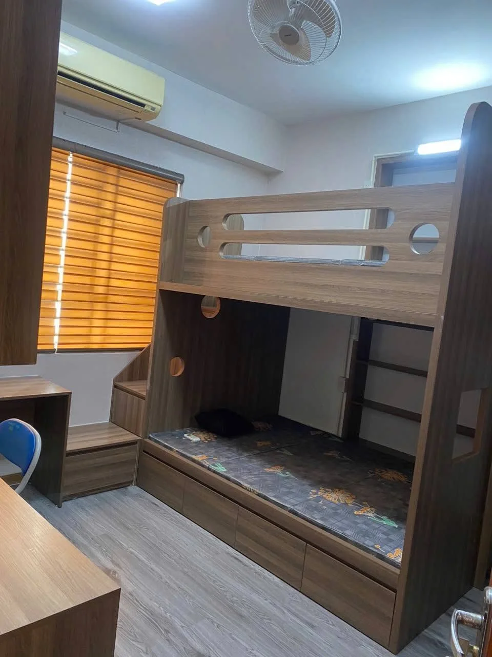 Cho thuê căn hộ CC Golden City 6A - Lý Tự Trọng - TP Vinh - Thumb 4