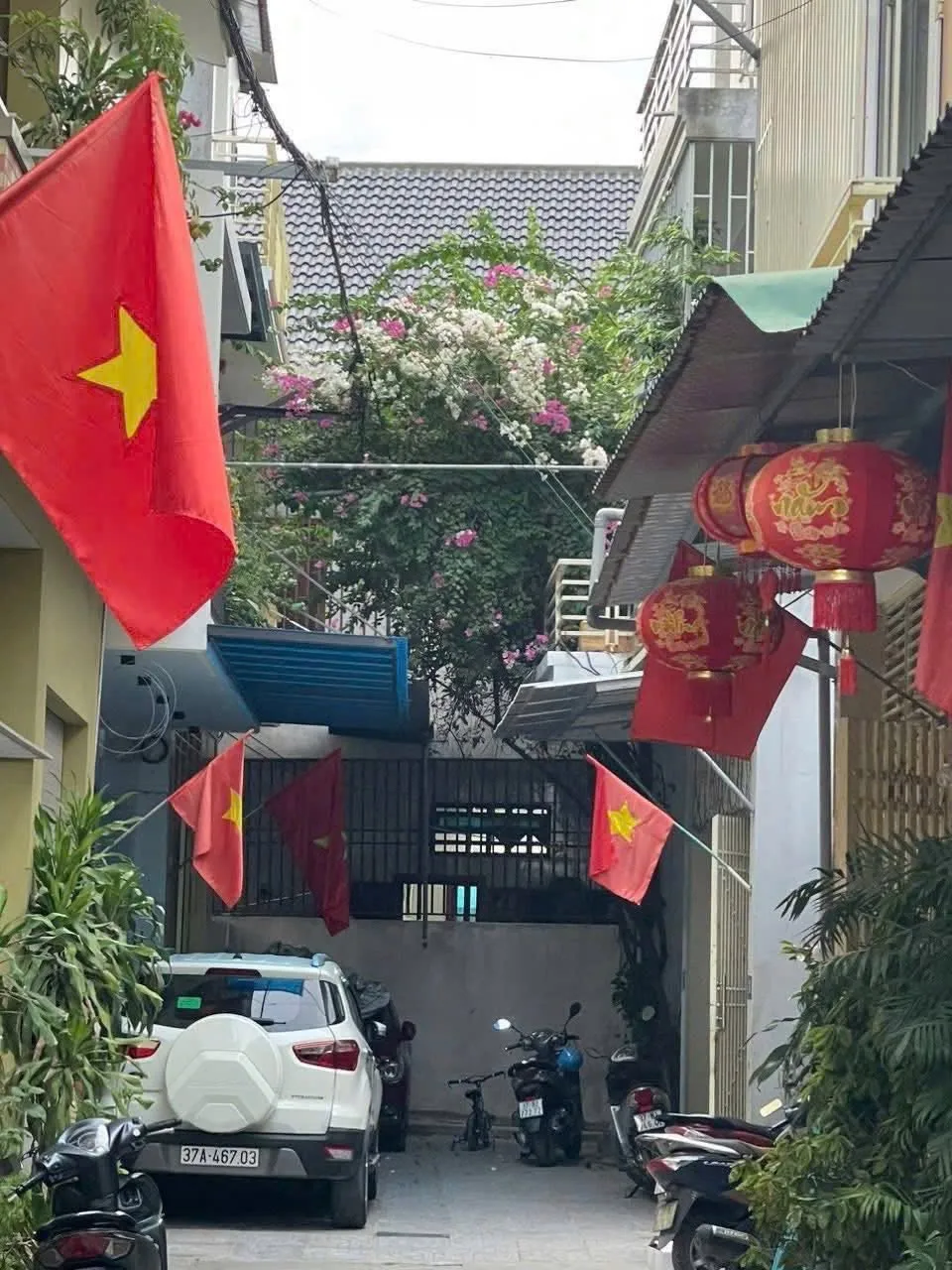 Bán nhà 2 tầng - ngõ đường Trần Hưng Đạo - TP Vinh - Thumb 2