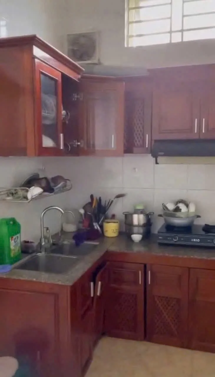 Bán nhà 2 tầng - ngõ đường Trần Hưng Đạo - TP Vinh - Thumb 4