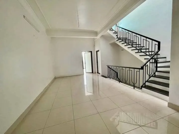 Cho thuê mặt bằng tầng 2 và tầng 3 mặt đường Nguyễn Thái Học – TP Vinh - Thumb 4
