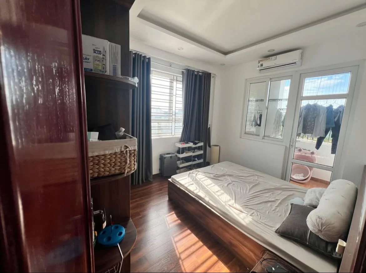 Bán căn hộ chung cư Golden city 6C - Thumb 3