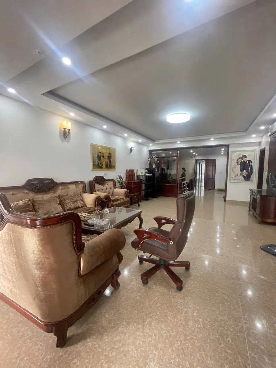Cho thuê căn Penthouses - Ảnh 1