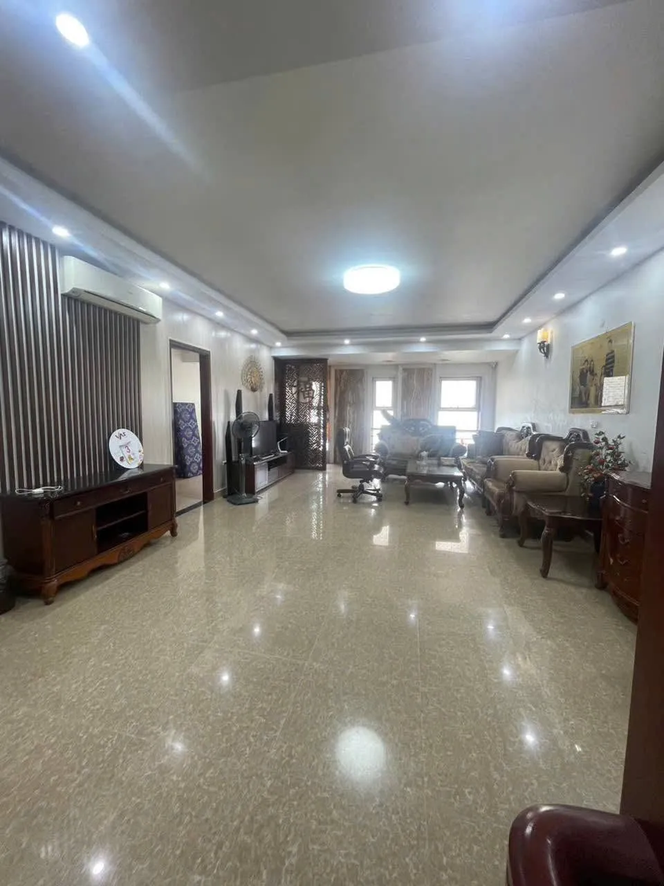 Cho thuê căn Penthouses - Thumb 4