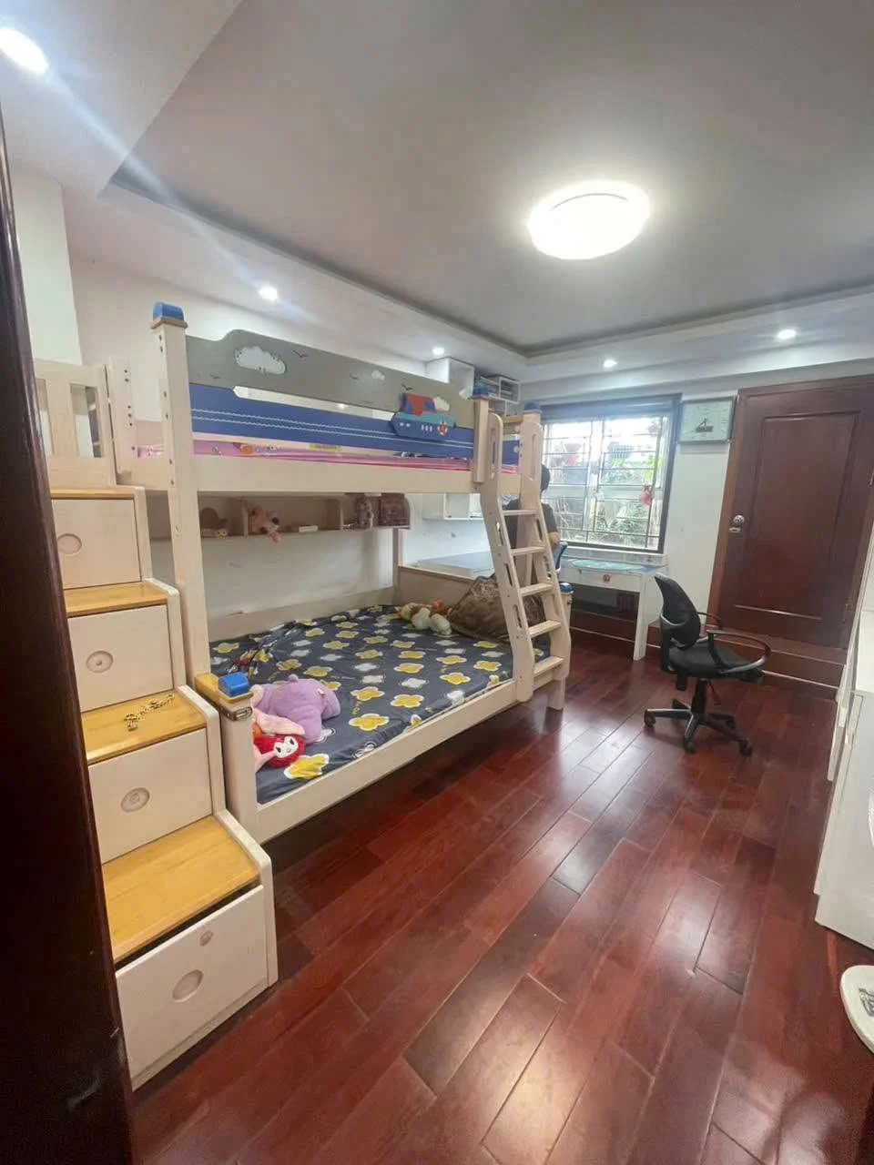Cho thuê căn Penthouses - Thumb 5