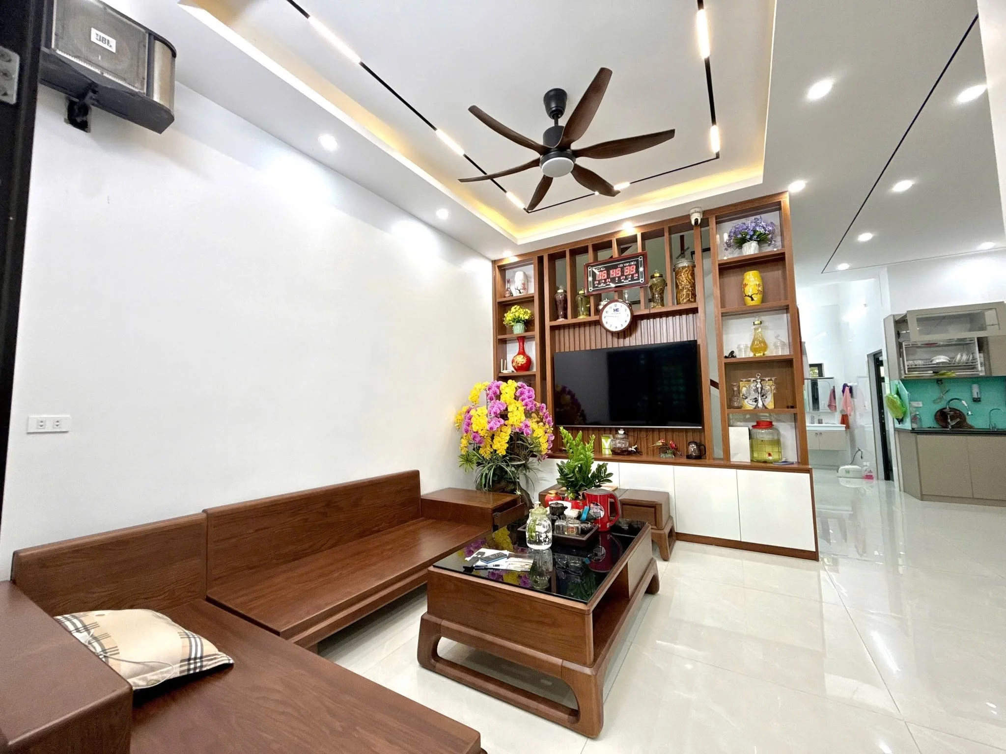 Bán nhà 2 tầng mới tinh – Gần dự án Entiz, Hưng Lộc - Ảnh 1