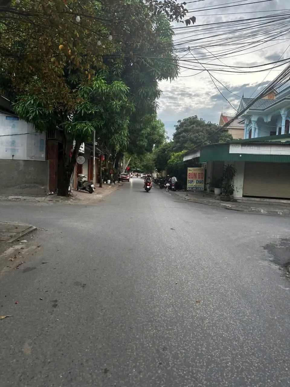 Bán nhà 3 tầng, diện tích lớn, khu Duy Tân, TP Vinh, Nghệ An - Thumb 2