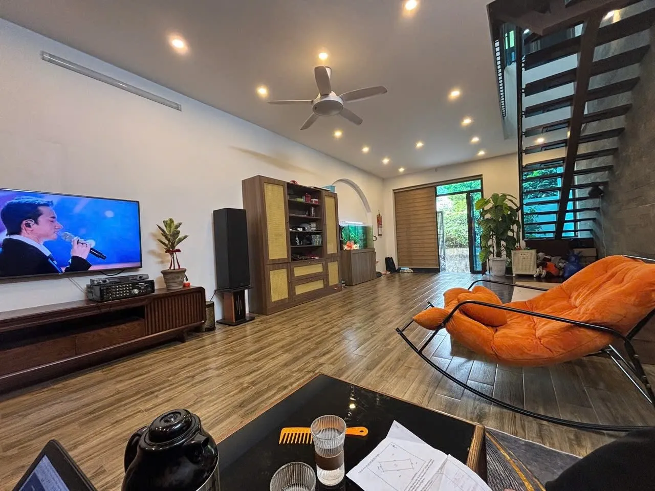 Nhà phường Trường Vinh (Trung Đô) 3 tầng – Mới tinh, full nội thất. cách đường Nguyễn Thiếp vài bước chân. - Ảnh 1