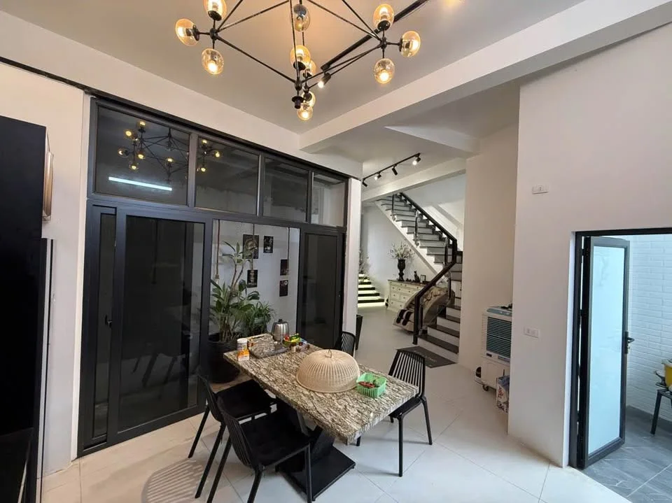Nhà đẹp gần Đại học Vinh – diện tích rộng, khu dân cư văn minh - Thumb 5