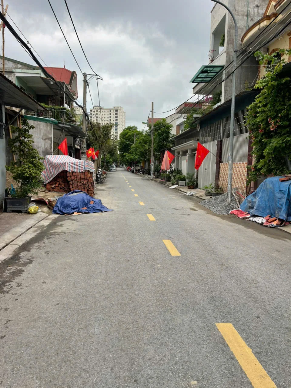 Bán nhà mặt đường Cao Bá Quát - phường Trường Thi (cũ), cách quảng trường Hồ Chí Minh ~ 500m. - Thumb 3